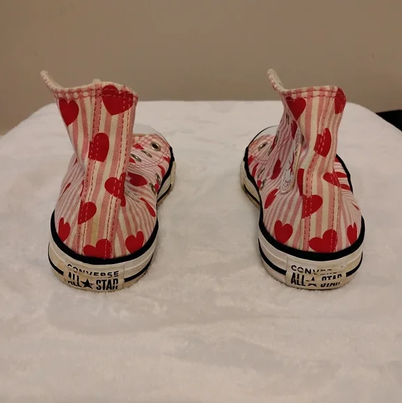 Converse Size 1 - Picture 5 of 5